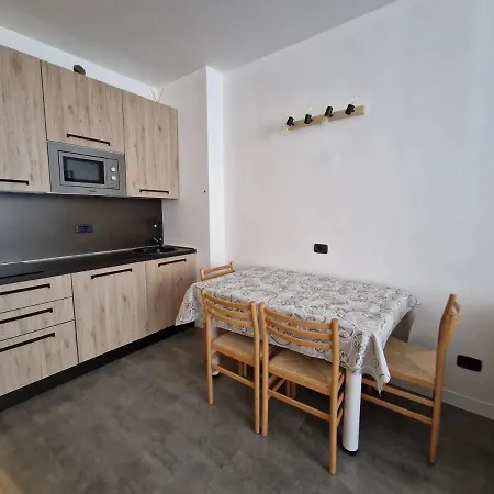 Apartman Il Balcone Fiorito Santa Caterina Valfurva